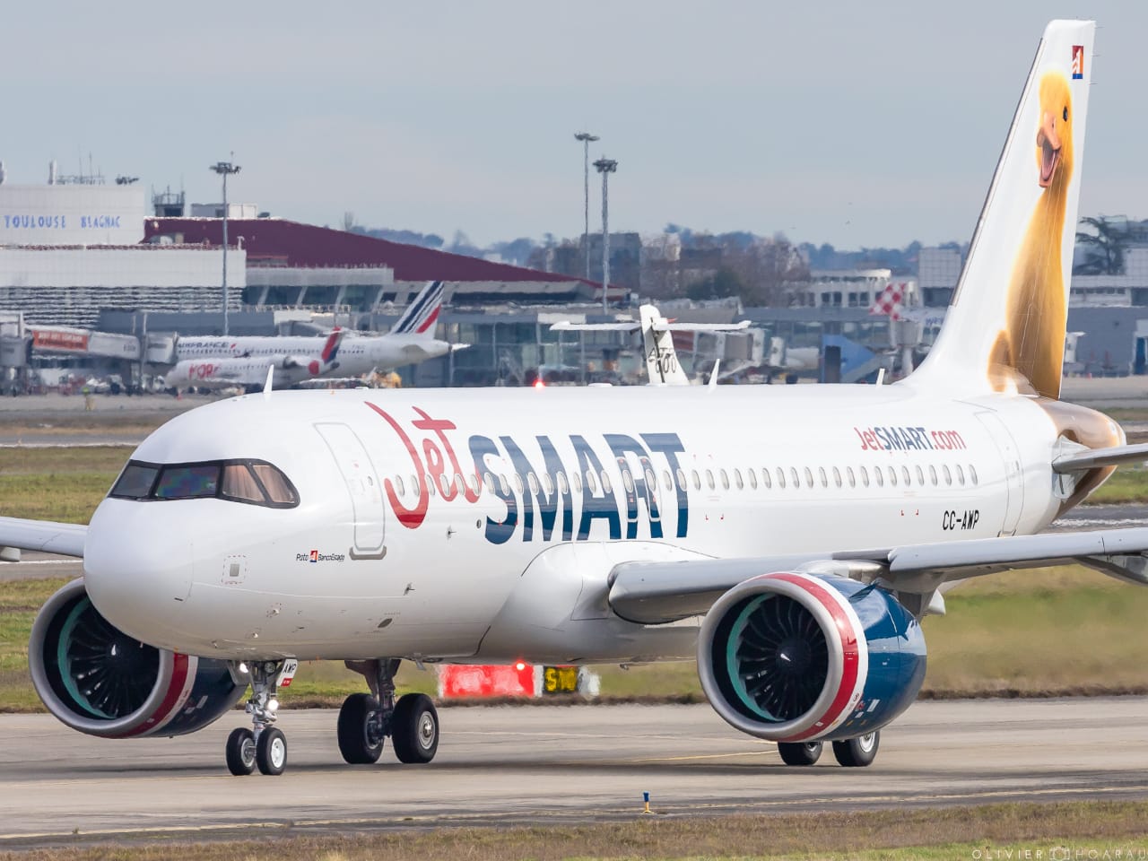 JetSMART inicia mais duas rotas para o Brasil