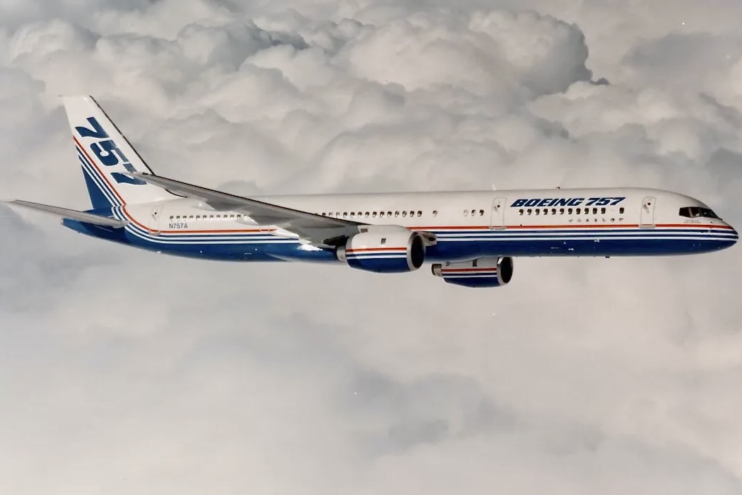 Há 41 anos, decolava pela 1ª vez o Boeing 757