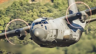 Royal Air Force faz voo de despedida com o C-130