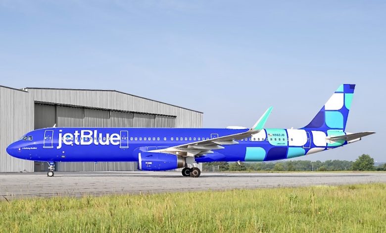 Vibrante: jetBlue apresenta novo visual