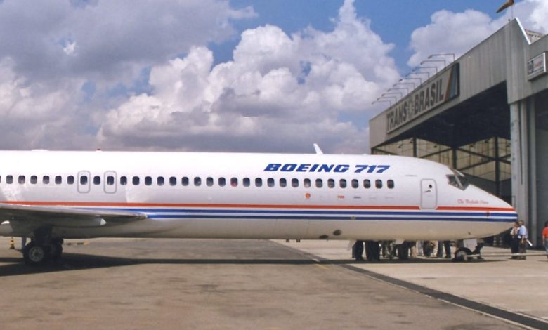 Volta ao passado: a visita do protótipo do Boeing 717 no Brasil